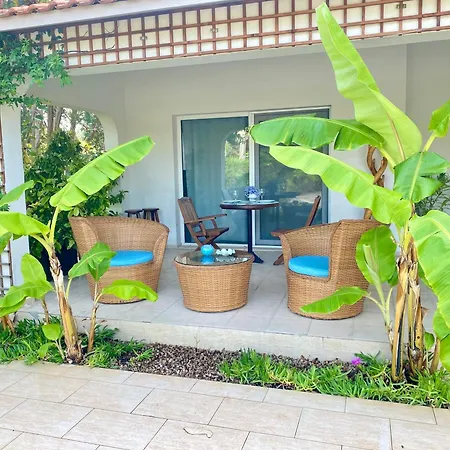 Pensión Sunyear Glamping *